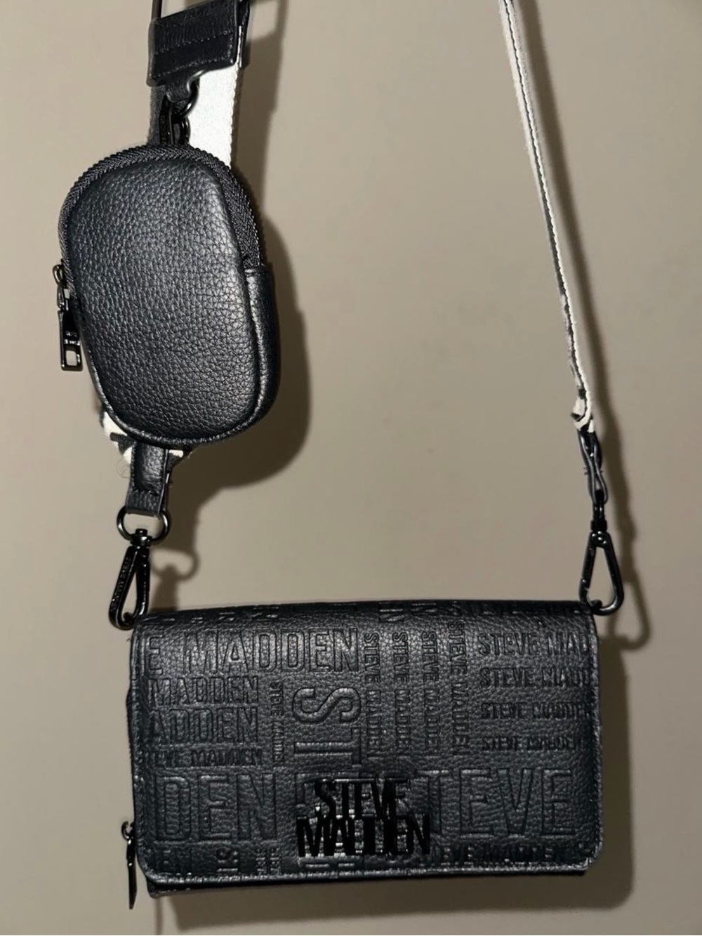 Steve Madden Black Textured Crossbody Wallet with Mini Pouch